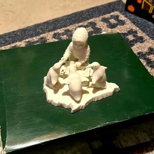 Snowbabies department 56 helpful friends brand new still in original box